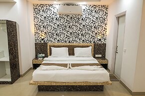 Sairaah Golden Suites