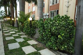 Sairaah Golden Suites