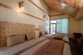 Crystal Mountain Jibhi