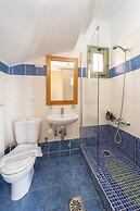 Villa Dinos With Swimming Pool