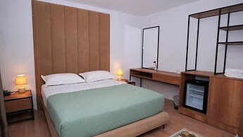 313 Villa City Center