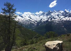 Chalet in Saas Fee Near Ski Slopes