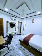 Hotel Aaarav Grand - Mathura Vrindavan