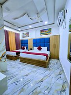 Hotel Aaarav Grand - Mathura Vrindavan