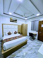 Hotel Aaarav Grand - Mathura Vrindavan