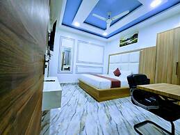 Hotel Aaarav Grand - Mathura Vrindavan