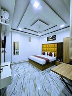 Hotel Aaarav Grand - Mathura Vrindavan