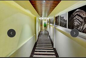 Ahom Comfort
