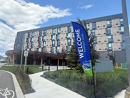 Residence & Conference Centre - Kelowna