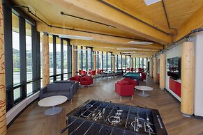 Residence & Conference Centre - Kelowna