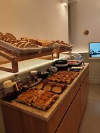 Bacalhoeiros 125 Hotel