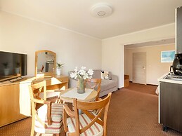 Comfortable Holiday Studio, Breakfast Included