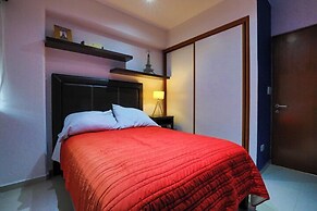 Spacious Condo with Gym & Pool Cancun