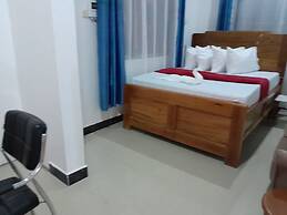 VALLEY BREEZE HOTEL