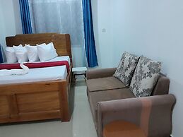 VALLEY BREEZE HOTEL