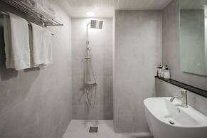 JC HOTEL