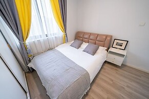 Book and Bed - Shanghai