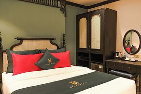 Hanoi Bliss Hotel