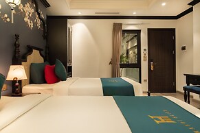 Hanoi Bliss Hotel