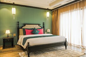 Hanoi Bliss Hotel