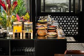 Hanoi Bliss Hotel