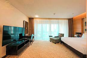 Studio with Thrilling Burj Khalifa View