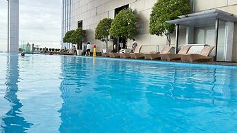 The Platinum Suites KLCC by Moonlight