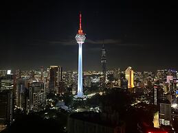 The Platinum Suites KLCC by Moonlight