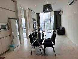 The Platinum Suites KLCC by Moonlight
