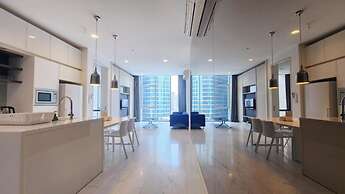 The Platinum Suites KLCC by Moonlight