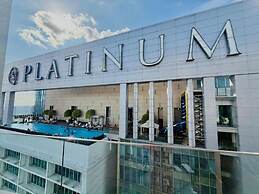 The Platinum Suites KLCC by Moonlight