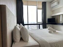 The Platinum Suites KLCC by Moonlight