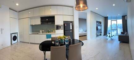 The Platinum Suites KLCC by Moonlight