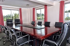 LONGVIEW LUXURY RESORT