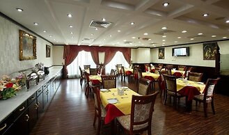 Benta Star Hotel LLC