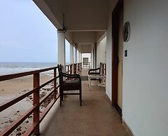 Ricardo Beach Resort