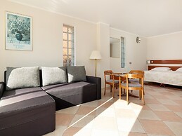 Holiday Studio in Rewal, Breakfast Included