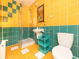 Holiday Studio in Rewal, Breakfast Included
