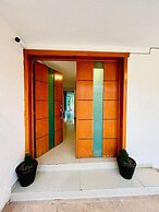 Venator House Boutique