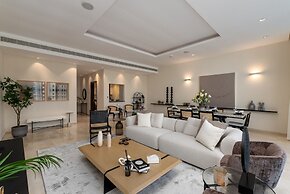 Stunning 3BR at the Palm w Beach Access