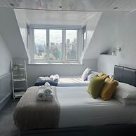 gwesTY Guest House
