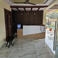 Shrikar Resort