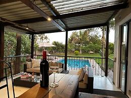 Stunning 2 bed With Pool - 2275