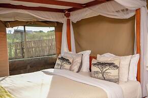 Oldarpoi Mara Camp