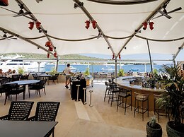 MARSHAL CLUB HOTEL
