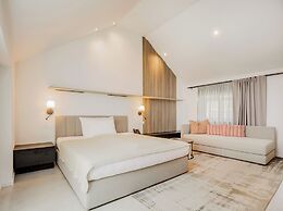 MARSHAL CLUB HOTEL