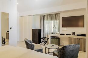 MARSHAL CLUB HOTEL