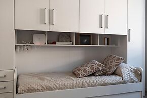 Zezio 44 in Como With 2 Bedrooms and 1 Bathrooms