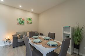 Zezio 44 in Como With 2 Bedrooms and 1 Bathrooms