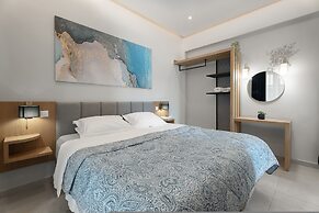 Captain's Seafront Apartments